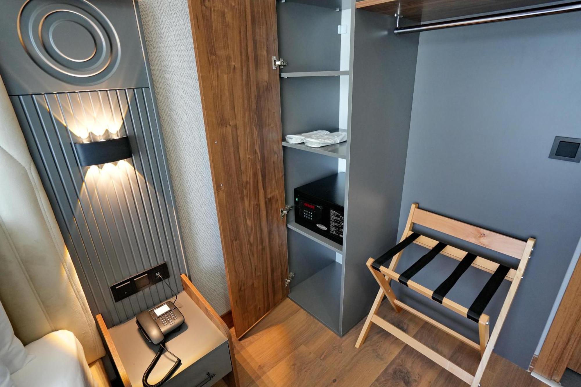 Shelton Airport Hotel Arnavutkoy Dış mekan fotoğraf