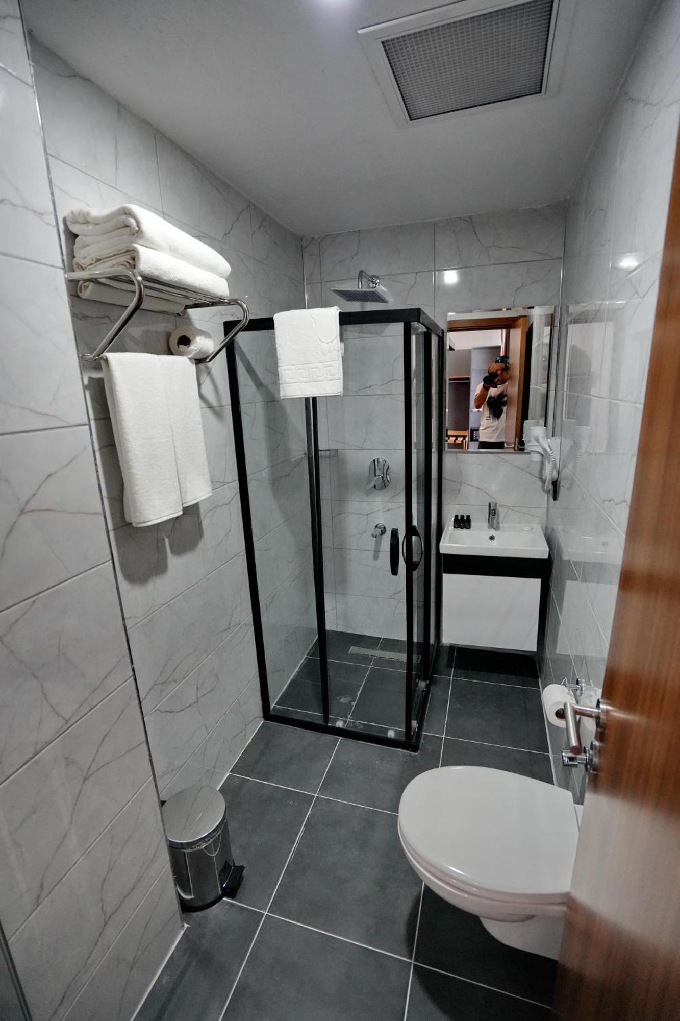 Shelton Airport Hotel Arnavutkoy Dış mekan fotoğraf