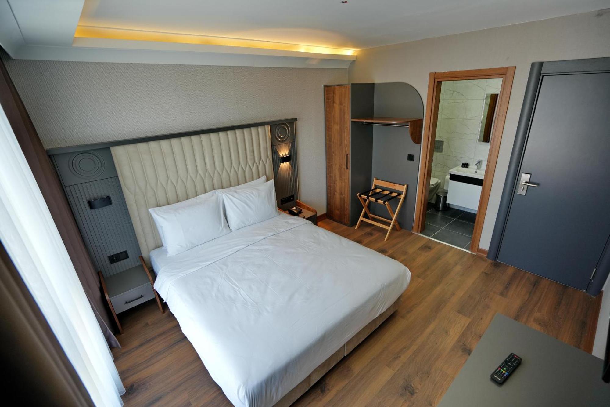 Shelton Airport Hotel Arnavutkoy Dış mekan fotoğraf