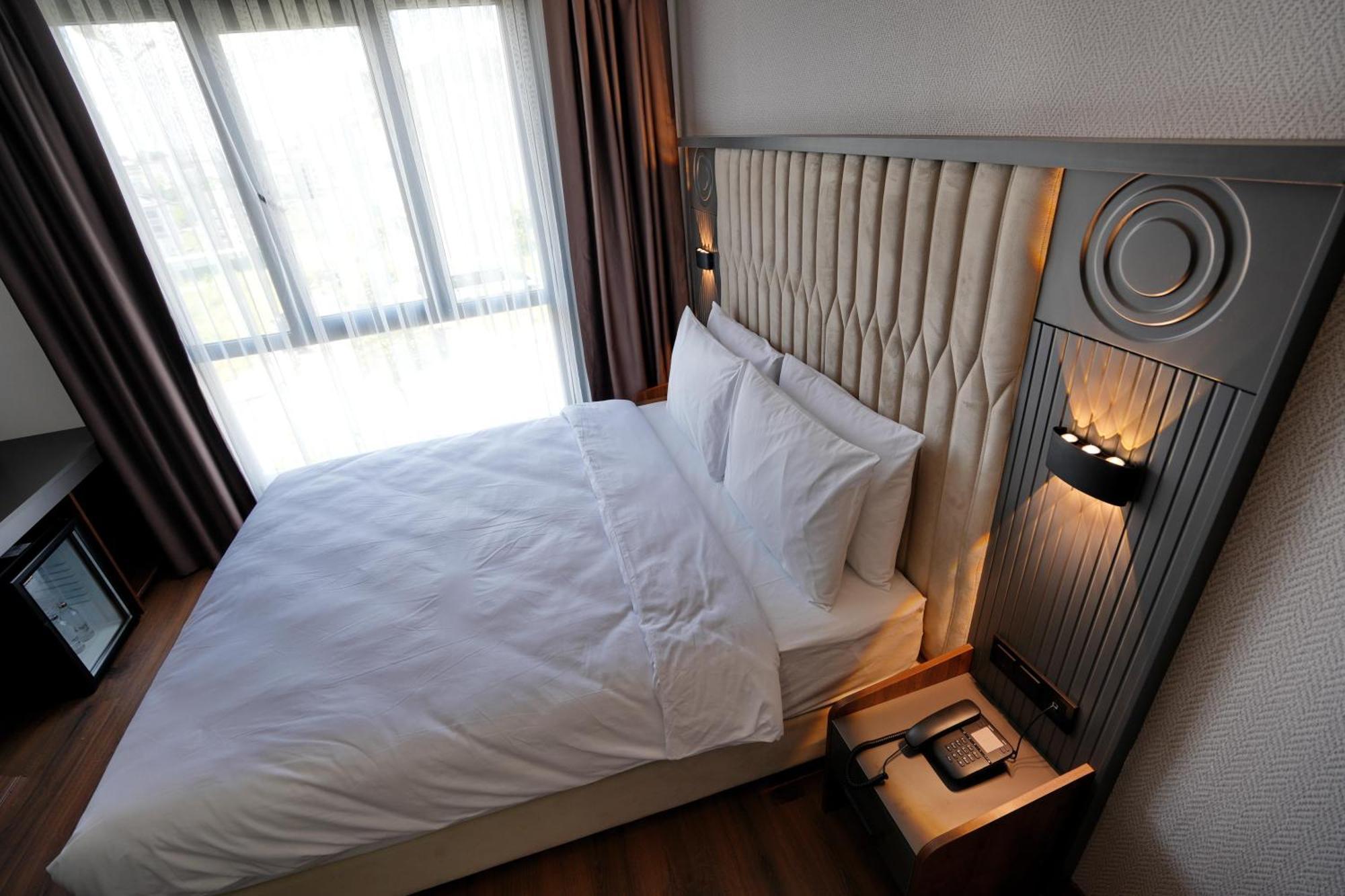 Shelton Airport Hotel Arnavutkoy Dış mekan fotoğraf