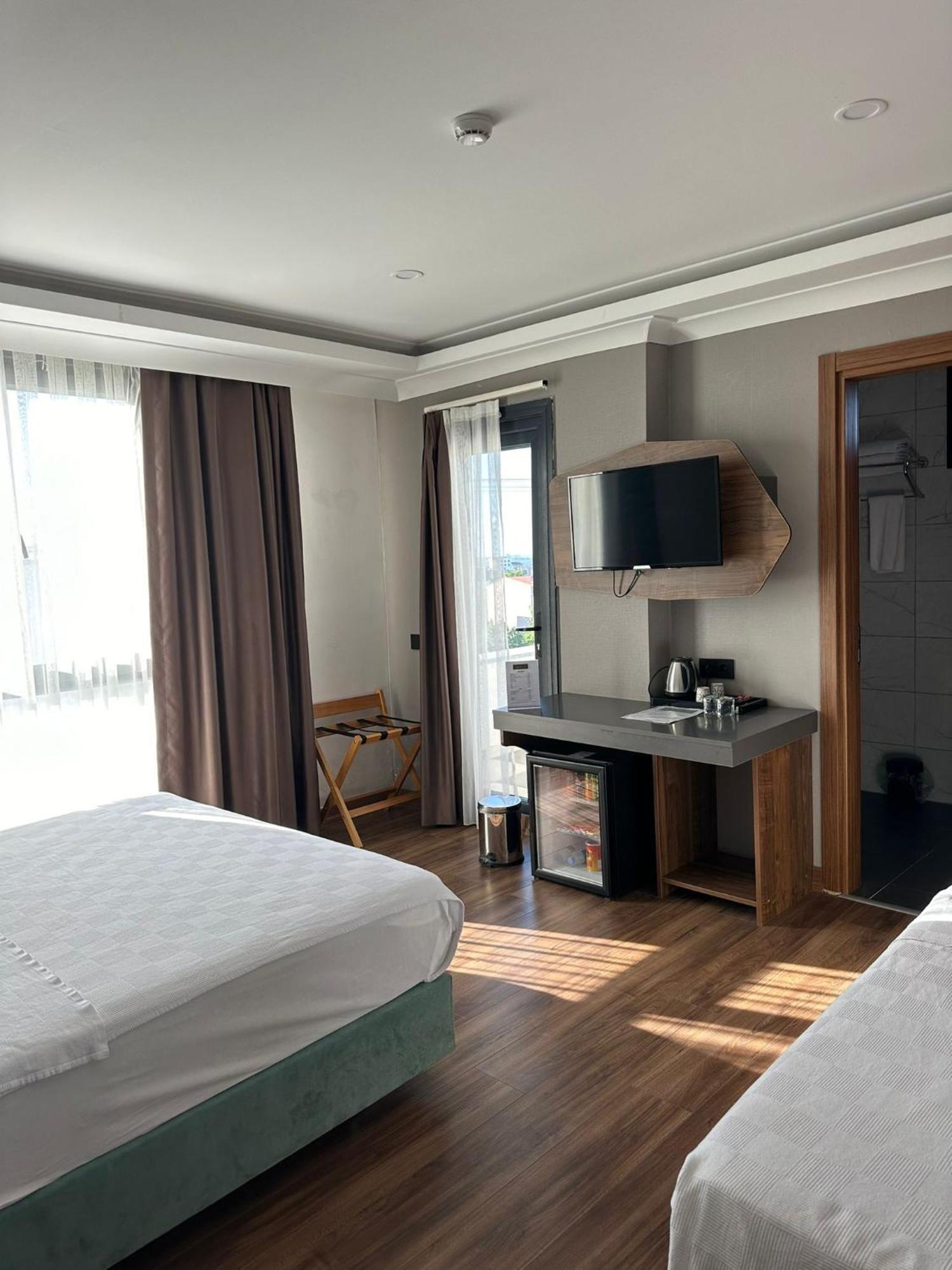 Shelton Airport Hotel Arnavutkoy Dış mekan fotoğraf